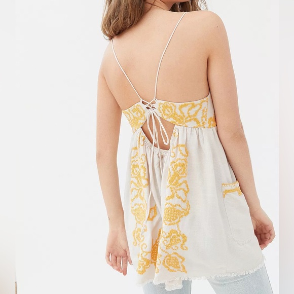 Urban Outfitters Babydoll Embroidered Floral Cami Top Small - Picture 2 of 10